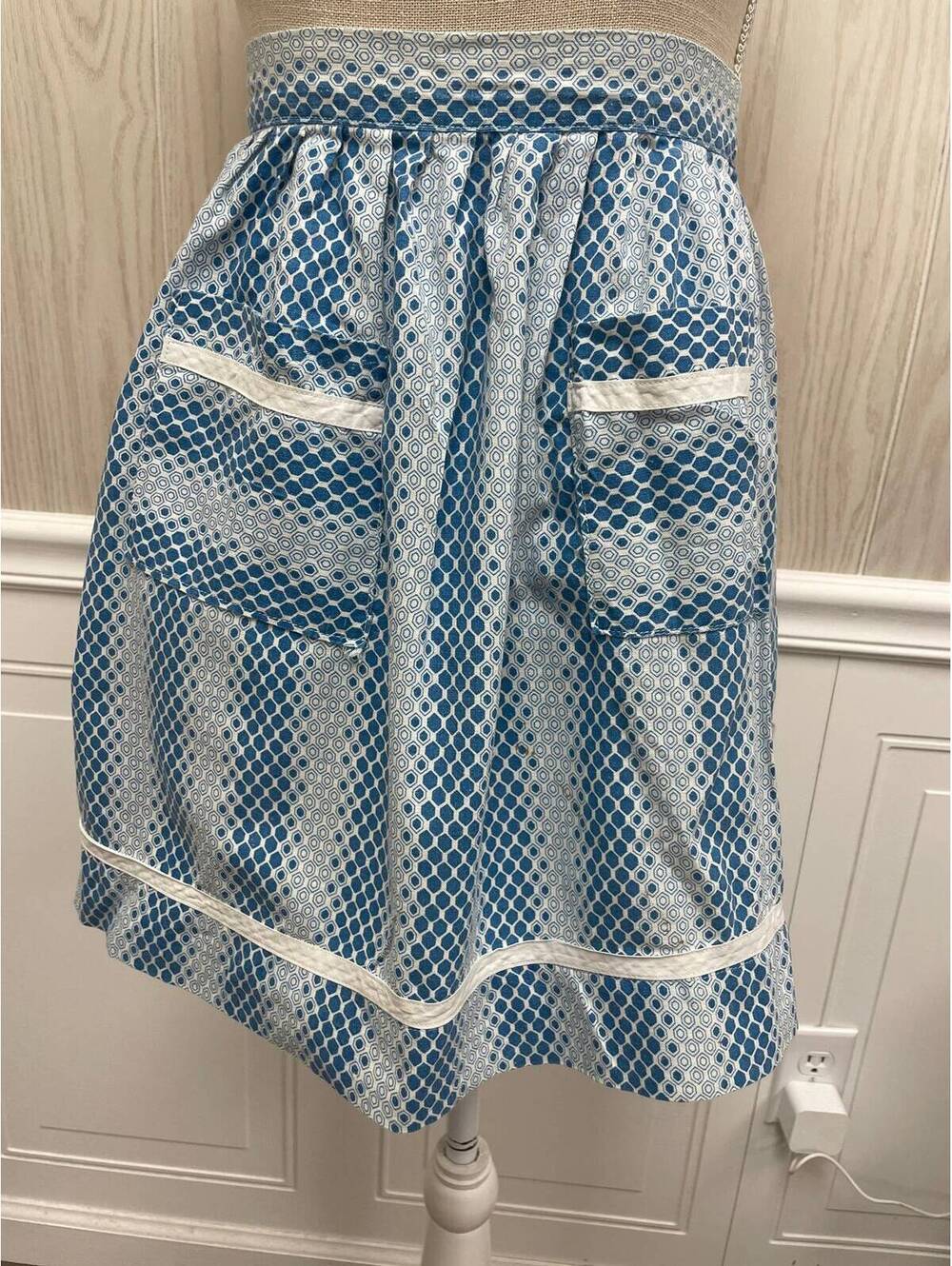 Vintage blue and white honeycomb pattern half apron